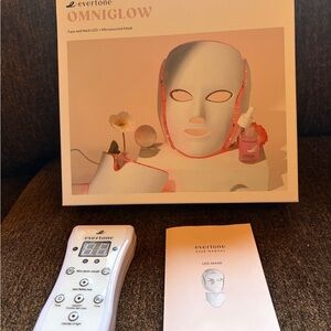Omiglow Face and Neck LED Mask - White and Pink